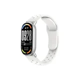 Снежно-белый