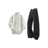 Белый топ с флисовой подкладкой + черные штаны