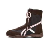 Коричневый