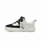 Чёрный Белый (Чёрные шнурки)