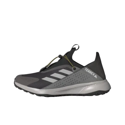 Adidas VOYAGER 21 Slip On HEAT.RDY Travel Устойчивый к истиранию Дышащий Низкий Топ Уличная Обувь Мужская Коричневый Серый