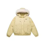 Светло-жёлтый