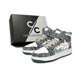 Белый Зеленый