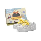 Кремовый белый (желтые шнурки)