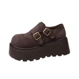 Коричневый