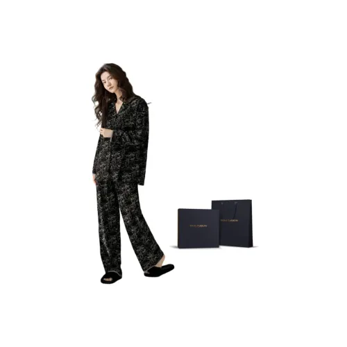 DANA FARROW. Комплект пижам для женщин