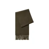 Оливковый зеленый