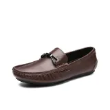 Коричневый