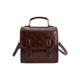 Темно-коричневый