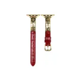 Красный с золотой пряжкой