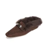 Коричневый