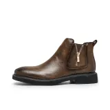 Коричневый