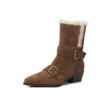 Коричневый