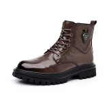 Коричневый