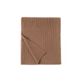 Пробка коричневого цвета