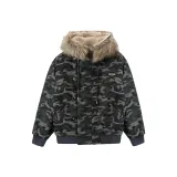 Зеленый камуфляж (с съемным логотипом бренда)