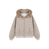 Apricot (Желтый меховой воротник)