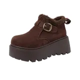 Коричневый