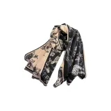 Черный бежевый