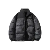 Темно-серый пуховик