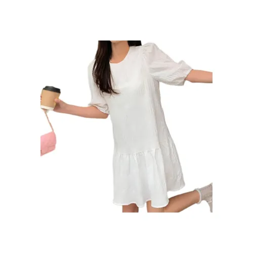 Emodues Короткий рукав Платье Женское Белое