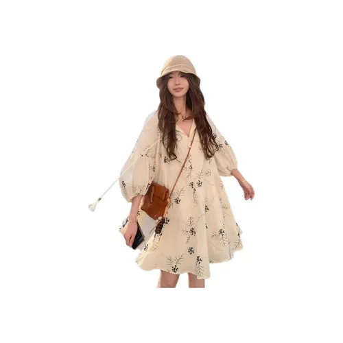 9c Collective Короткий рукав Платье Женское