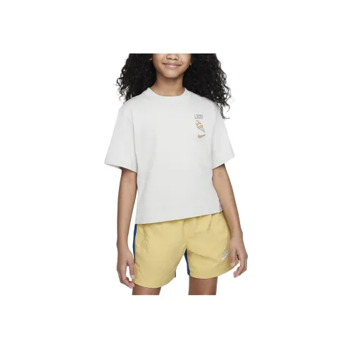 Nike T-Shirt Sportswear Белый Детский