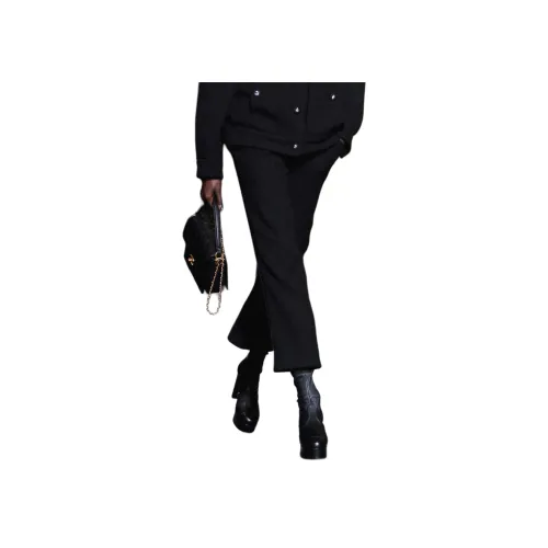 CHANEL Повседневные брюки Женские Черный