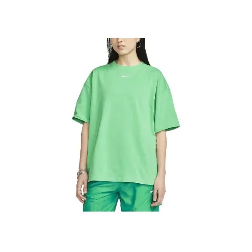 NIKE Sportswear Неоновый зеленый Женские Футболки