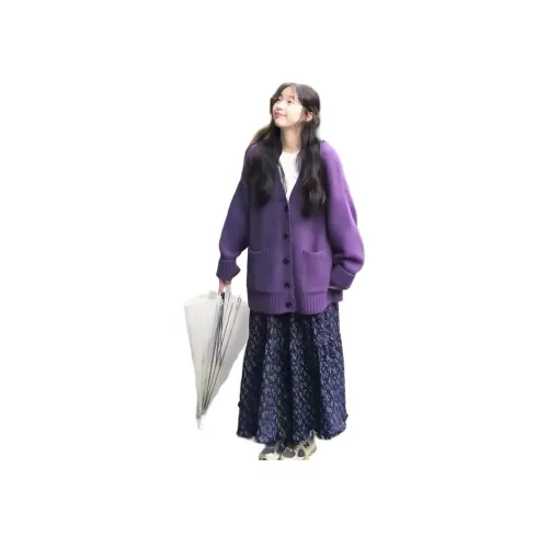 Женские комплекты с юбкой