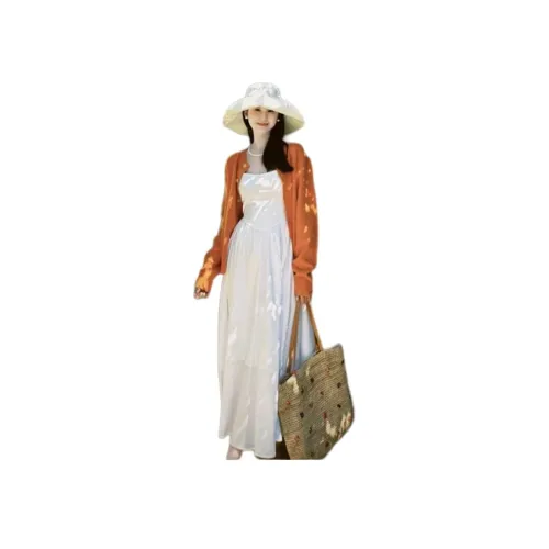 Kiki Clothing Boutique Комплект с юбкой Женские