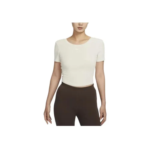 Nike Обычная T-рубашка Женская Светлая Сандаловое дерево Умбра