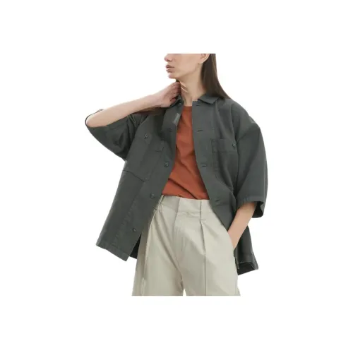UNIQLO Темно-серые Женские Рубашки