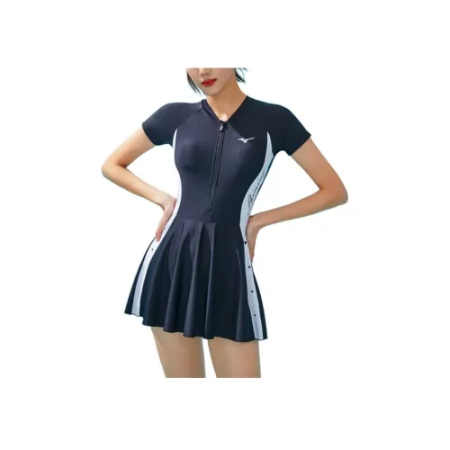 Mizuno Платья и Юбки для плавания Женские Черные