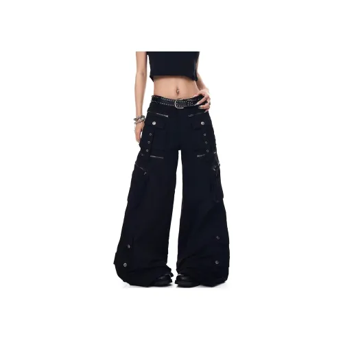 CASTLE WOODS Черные Женские Джинсы