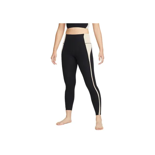 NIKE Черные Женские Спортивные Брюки