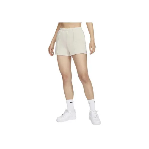 nike Sportswear Повседневные шорты Женские Sail Белый