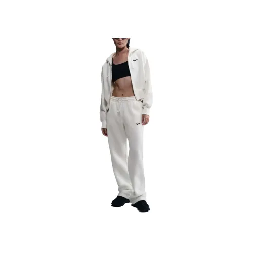 NIKE Sportswear Белые Женские Куртки