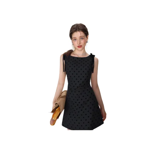 La Chapelle Без рукавов Платье Женское