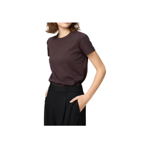 UNIQLO Темно-коричневые женские футболки T