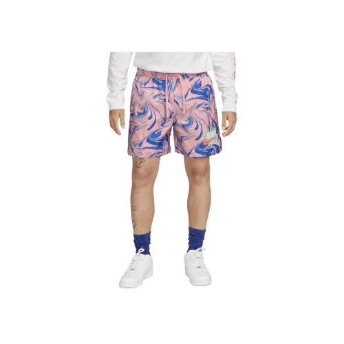 Nike Sportswear Повседневные шорты Мужские Отбеленный Коралловый