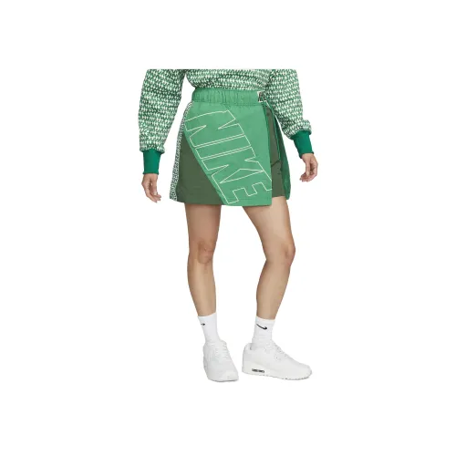 Nike Повседневные короткие юбки Женские Многоцветный