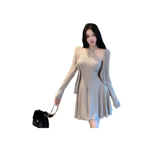 SNZX Одежда Sets Хаки Кардиган + Юбка Женские Комплекты с юбкой