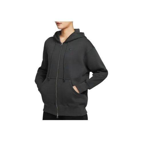 NIKE Серый 060 Женские Куртки