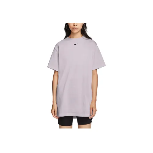 NIKE Sportswear Essentials series Светло-фиолетовый Женские Короткие Платья с Рукавами