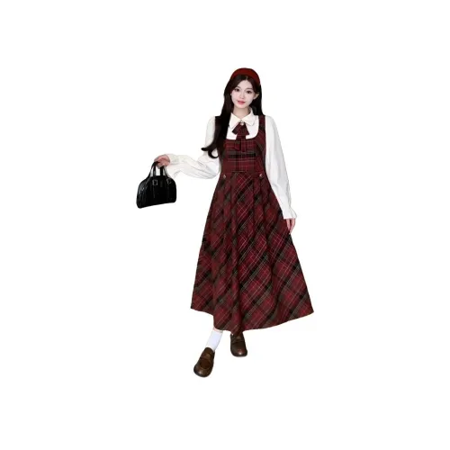 COHX Красный Женский Комплект с Юбкой