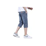 Капри штаны синего цвета.