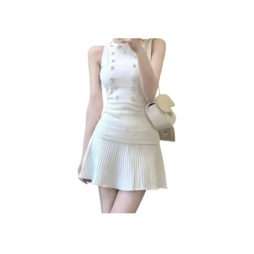 LAKESI Женские комплекты с юбкой