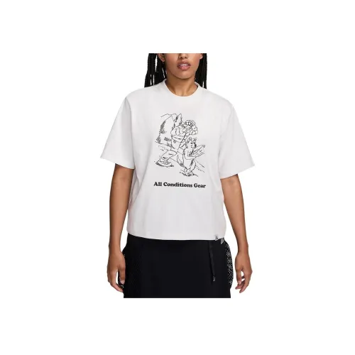 nike ACG Стандартная футболка Женская Белая