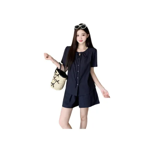 Kiki Clothing Boutique Повседневный костюм женский